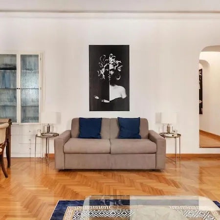 شقة Luxury In Panoramic Terrace Fontana Di Trevi روما