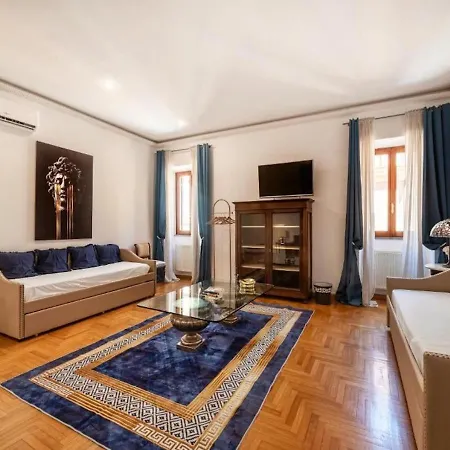 شقة Luxury In Panoramic Terrace Fontana Di Trevi روما